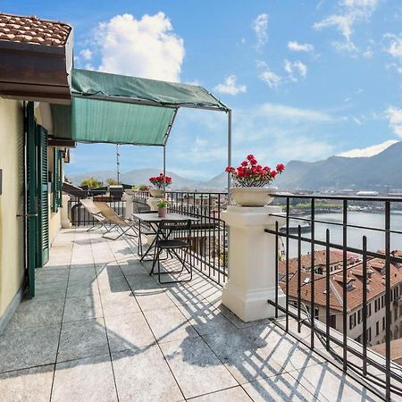 Attico Vista Lago Como Buitenkant foto