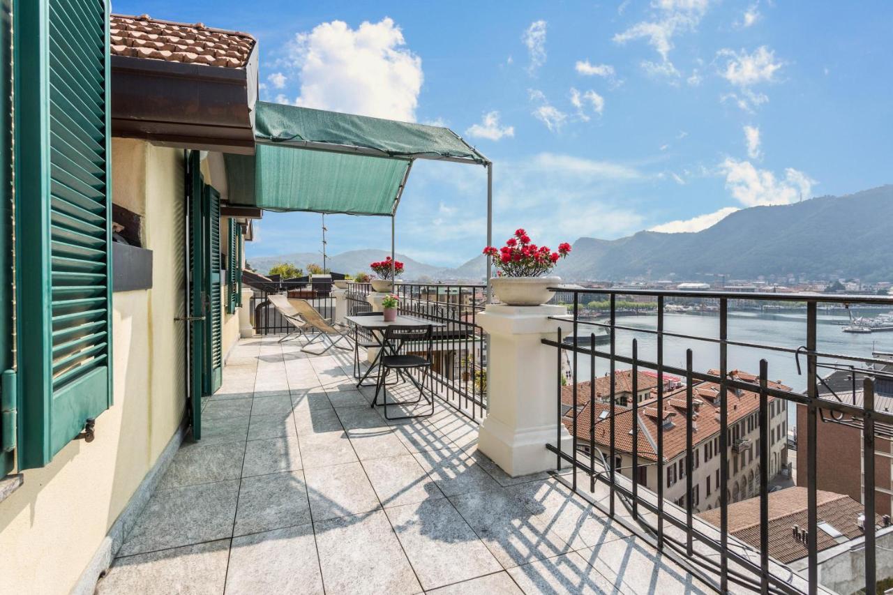 Attico Vista Lago Como Buitenkant foto